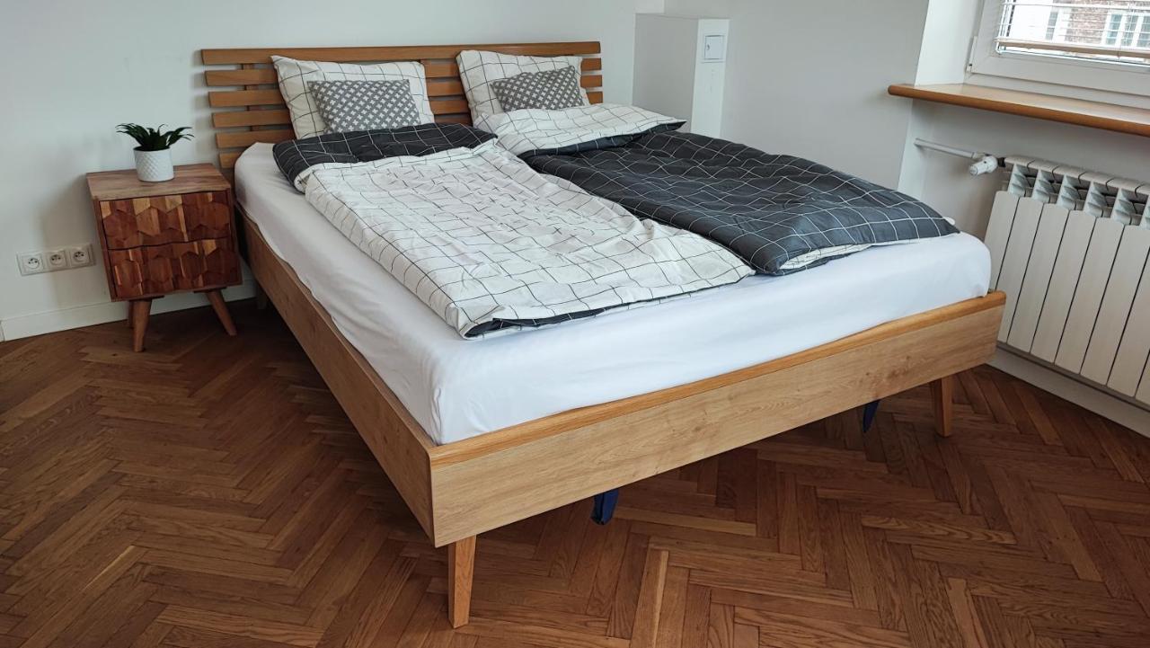 Апартаменты Przestronny Apartament W Centrum Варшава Экстерьер фото